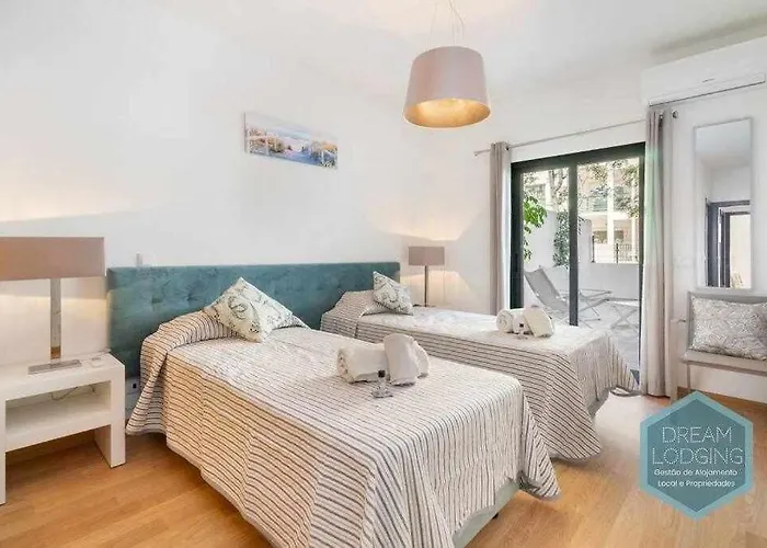 Terrace Miguel Torga Dream Lodging